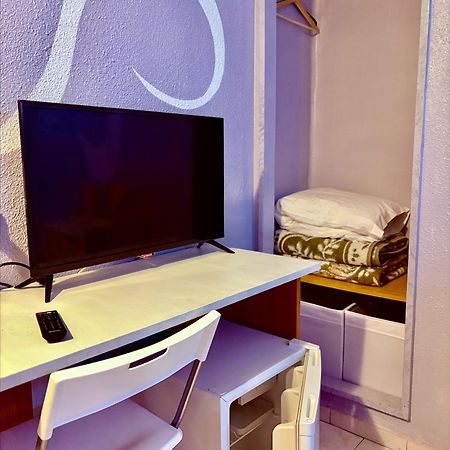 Hostal La Rosa Caces Buitenkant foto
