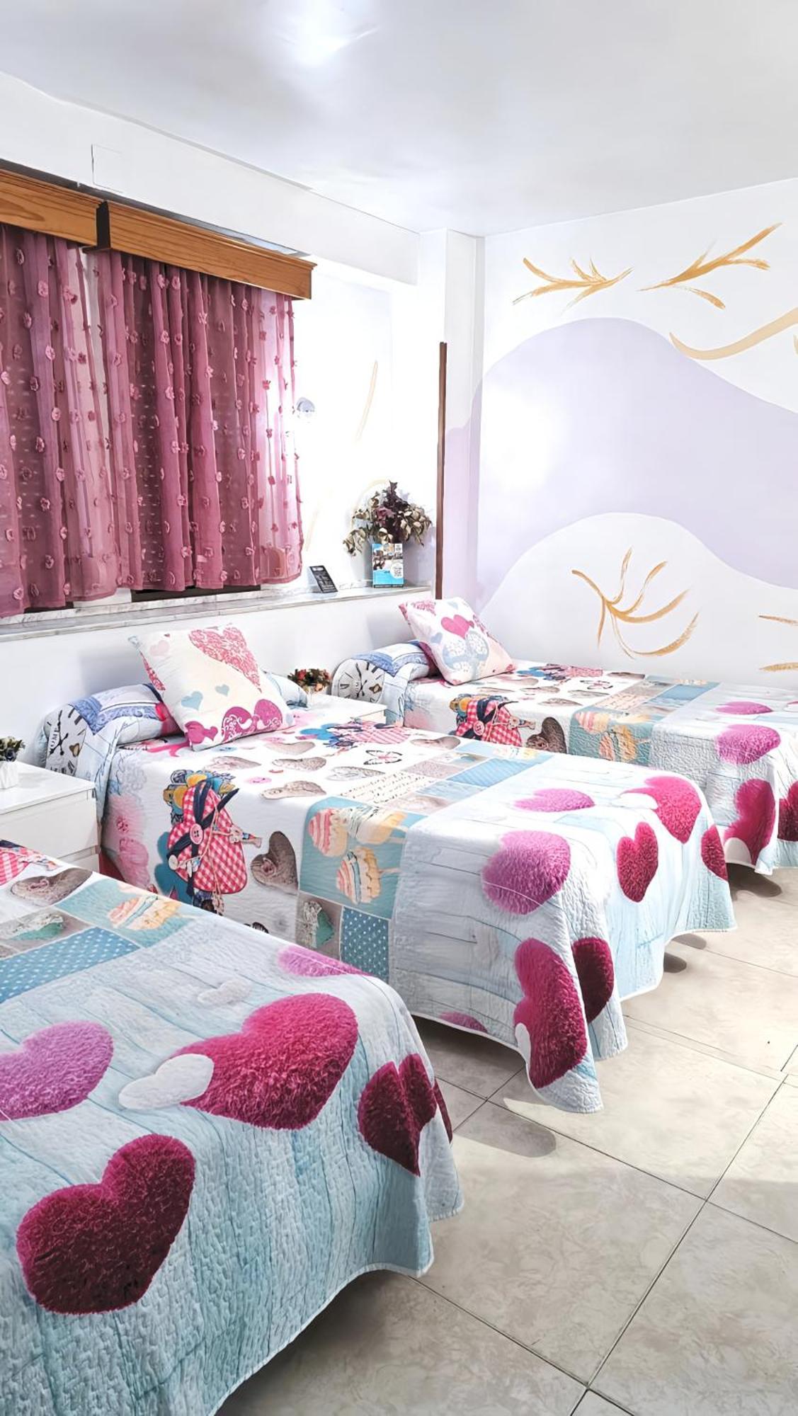 Hostal La Rosa Caces Buitenkant foto