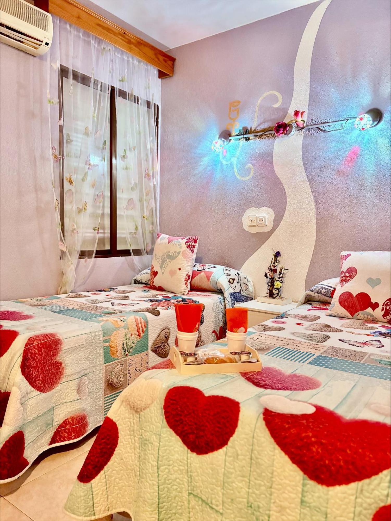 Hostal La Rosa Caces Buitenkant foto